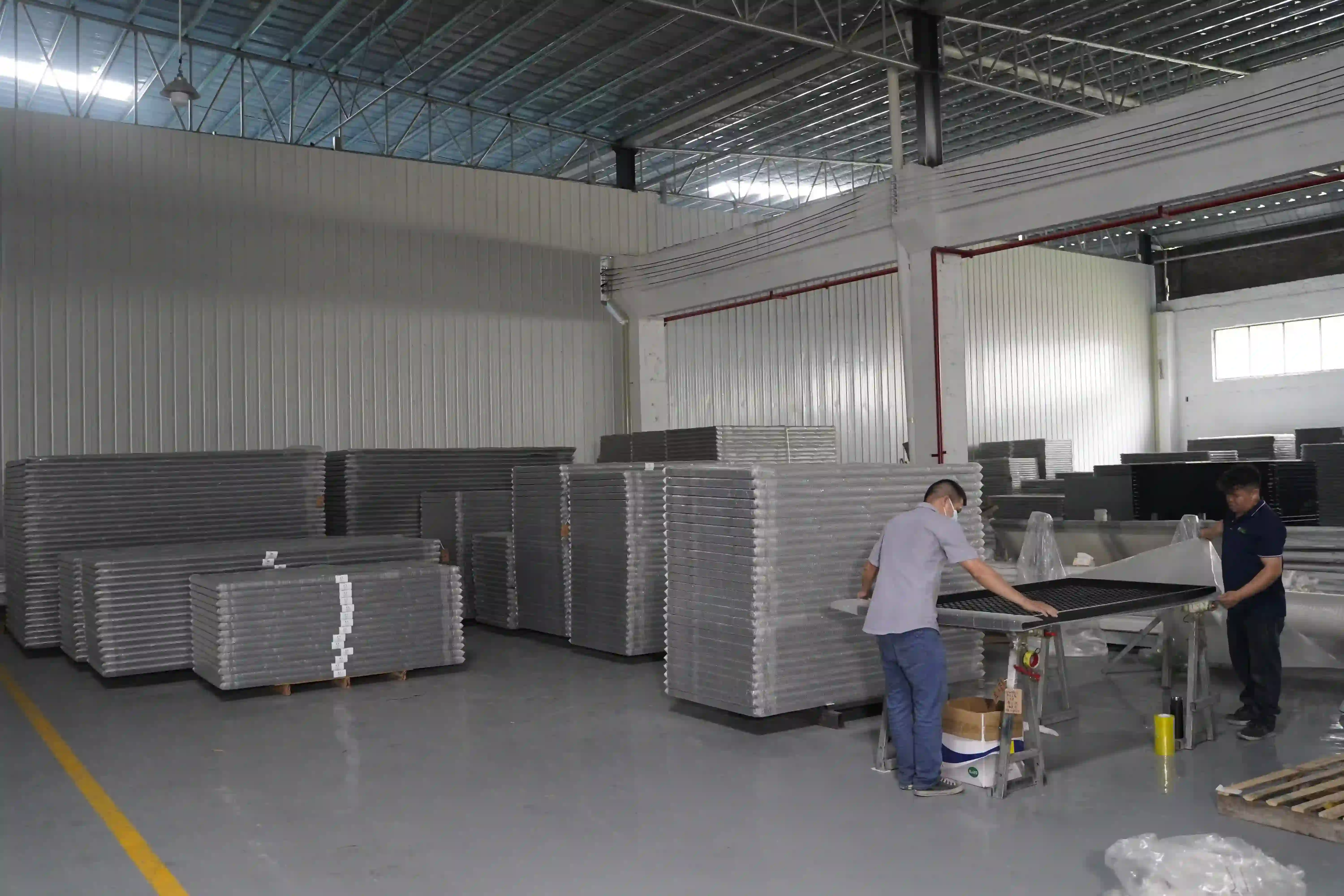 Foshan manufacturing collaboration with strict quality control for Valo Padel equipment